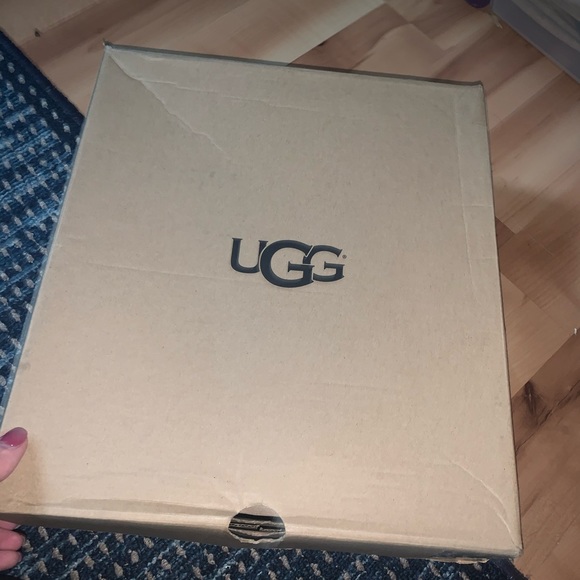 Chestnut Uggs (Patten Style) - Picture 6 of 8